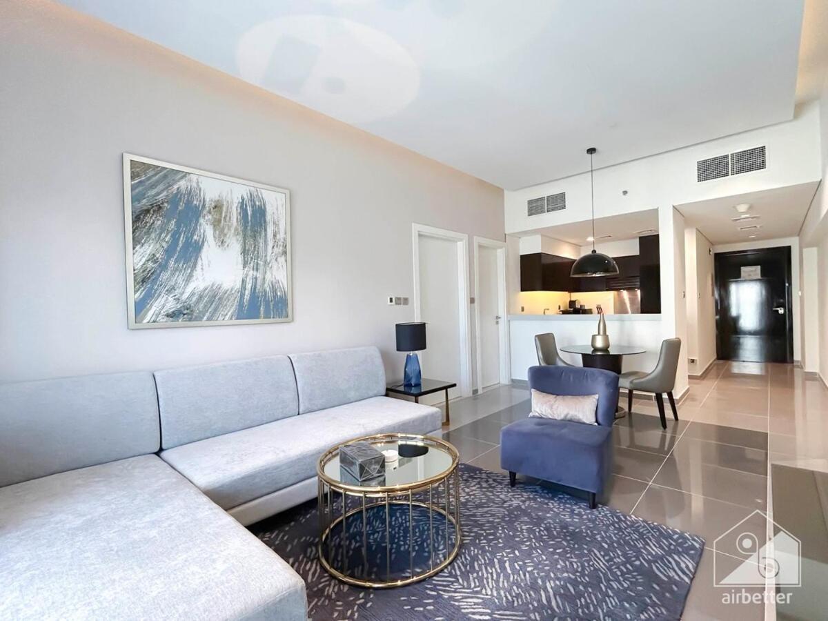 Luxury Stay At Damac Majestine With Balcony & Views Dubái Exterior foto